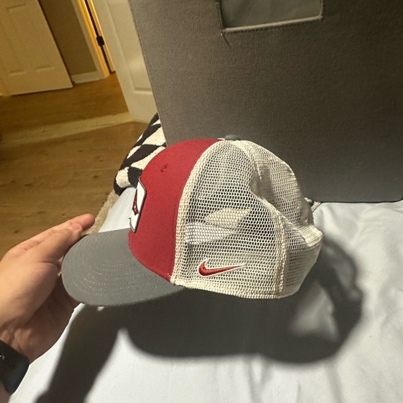 Arkansas Razorbacks Hat - Picture 3 of 4